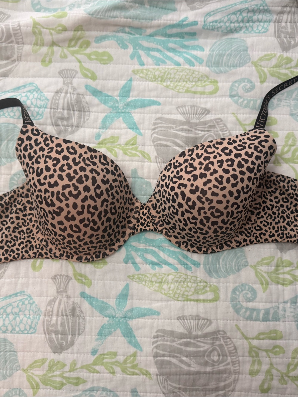 Victoria's Secret Beige and Black Leopard T-Shirt Bra - Molded Cups